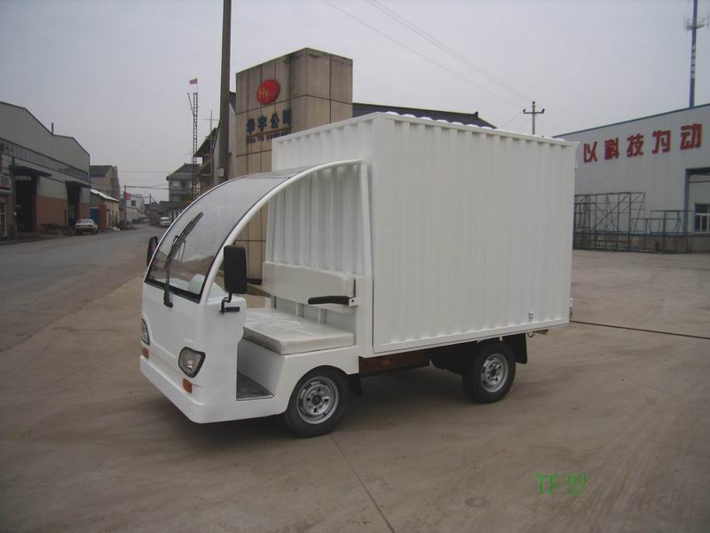 華宇：廂式電動(dòng)搬運(yùn)車 TF型