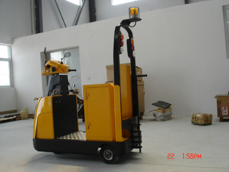 德銳泰揚(yáng):EV站駕牽引車