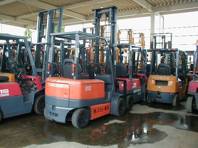 專(zhuān)業(yè)提供長(zhǎng)期電動(dòng)叉車(chē)租賃 FB1.5-3.5T