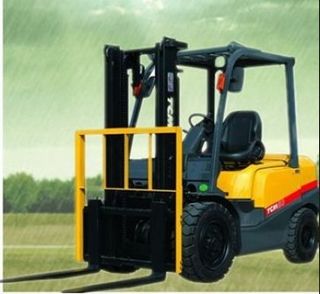 創(chuàng)新機(jī)械 內(nèi)燃動(dòng)力平衡重式TCM叉車 FD30