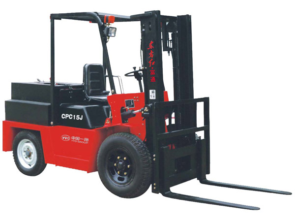 東方紅小型叉車(chē)CPC15JC CPC15JC