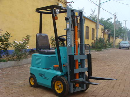 CPD1000蓄電池平衡重式叉車_3 CPD1000