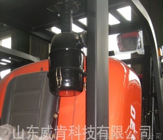 威肯4噸配油濾式空氣過(guò)濾器的柴油叉車(chē) 4噸油濾式空氣過(guò)濾器