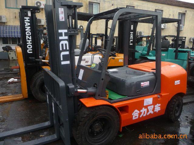 安徽合力叉車鞏義分公司 1-12T內(nèi)燃平衡重式叉車