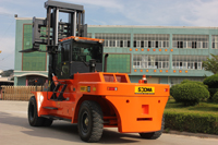重型叉車(chē) 30噸叉車(chē) 大噸位叉車(chē) 石材叉車(chē) HNF-300