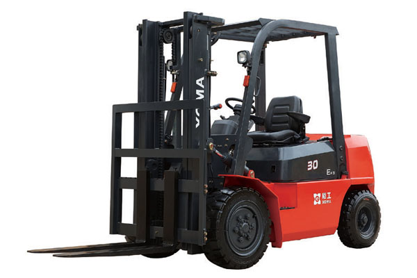 廈工E系列2-3.5噸內(nèi)燃平衡重式叉車 CPC30/CPC35/CPCD30/CPCD35