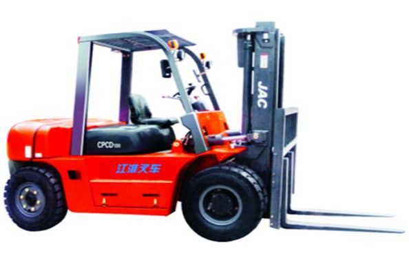 5-10T平衡重式內(nèi)燃叉車