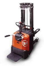 BT產(chǎn)品STAXIO SPE系列電動(dòng)堆高機(jī) SPE125L SPE160L