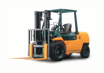 內(nèi)燃平衡重式叉車 7FG35-45