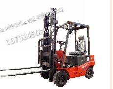 電動(dòng)叉車最新批發(fā)價(jià)格，座駕式四輪叉車 LLD-15