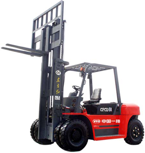 東方紅CPCD50內(nèi)燃平衡重叉車(chē) CPCD5