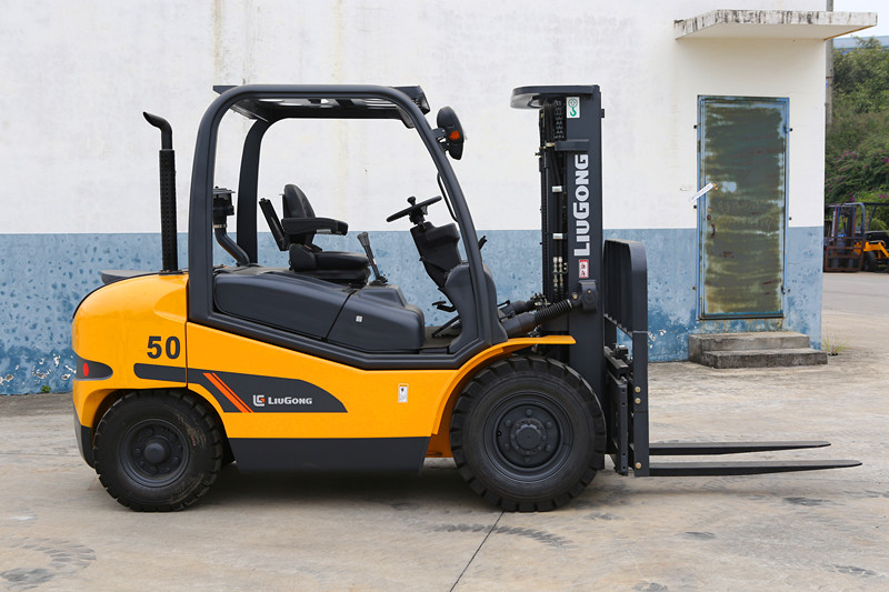 CLG2050H（L）內(nèi)燃叉車(chē) CLG2050H（L）