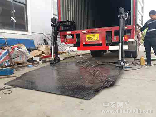 內(nèi)藏式汽車升降尾板價(jià)格是多少 NL-QW
