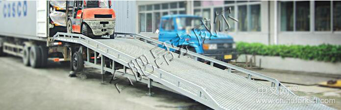 移動(dòng)式液壓登車橋價(jià)格是多少